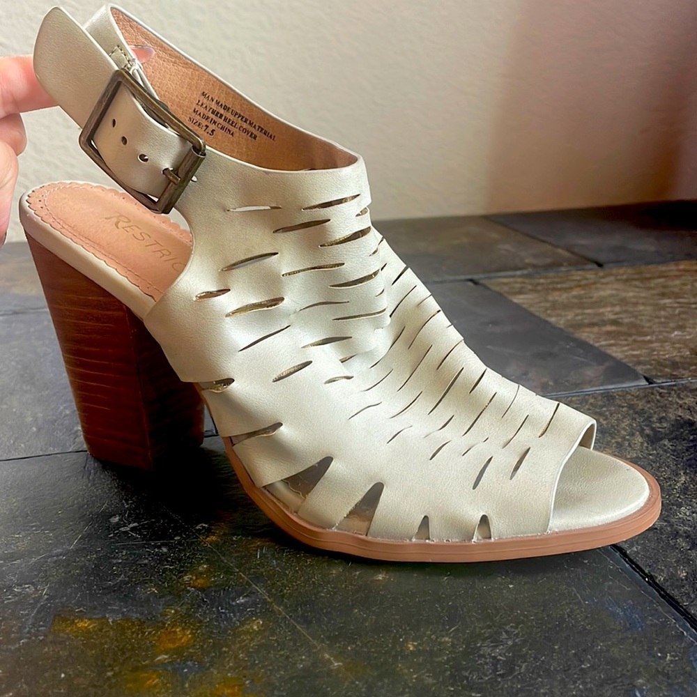 Dressy Sandals - Faux Beige leather block heels by Restricted
